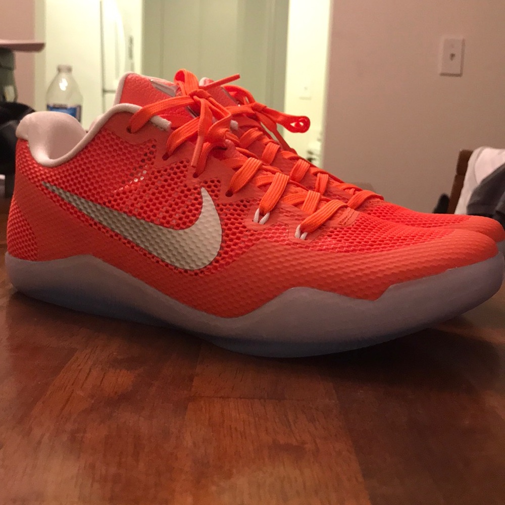 Nike Kobe 11 XI Promo Orange